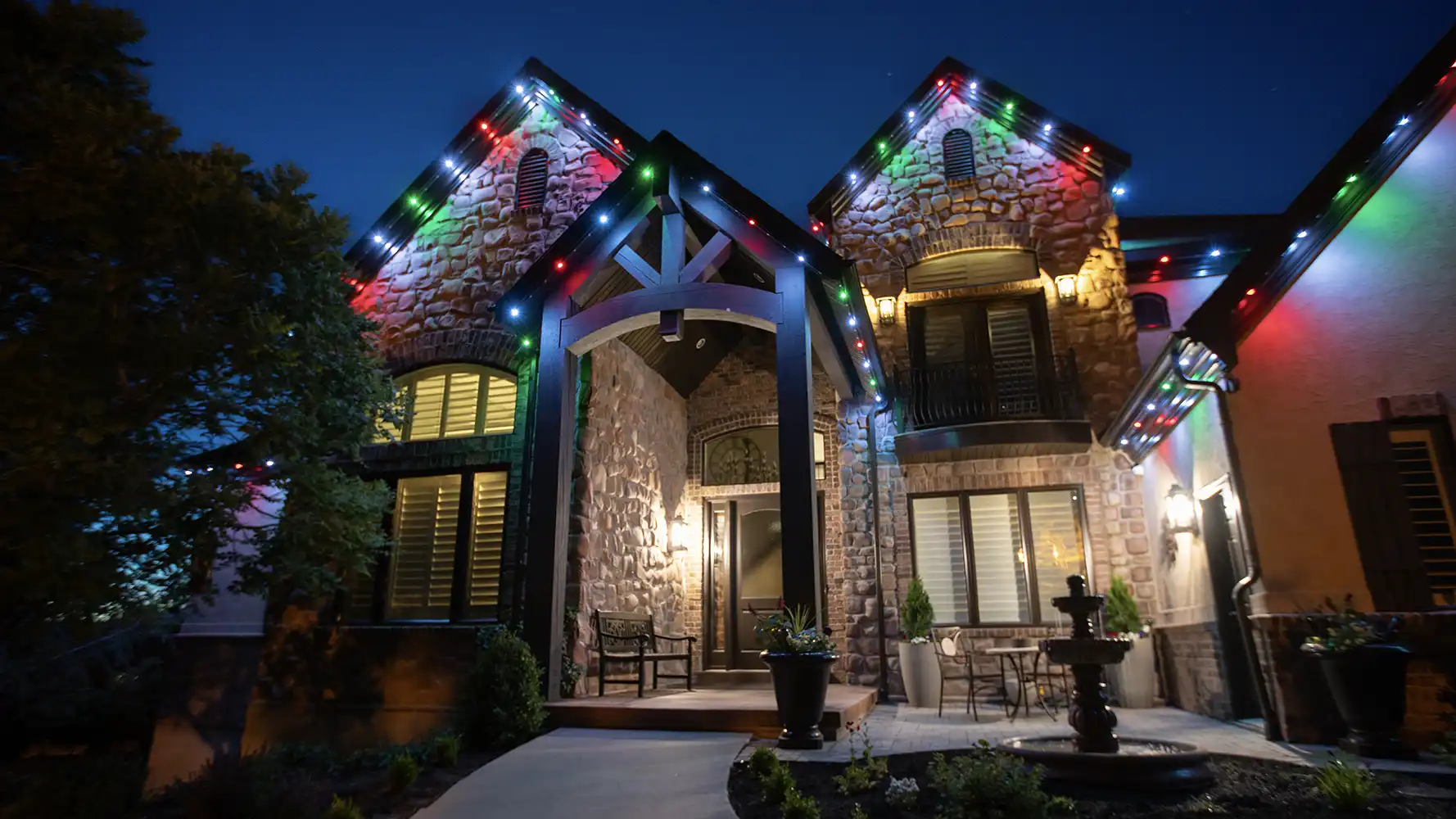 exterior white christmas lights