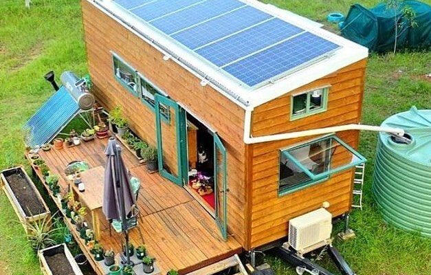 a practical guide to off grid tiny house utilities and systems